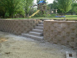 11may0008.JPG (76538 bytes)